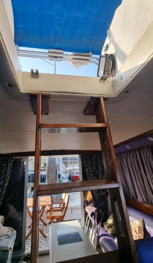 Hotel Beautiful And Comfy Boat In Barcelona With Boat Tour Option Esterno foto
