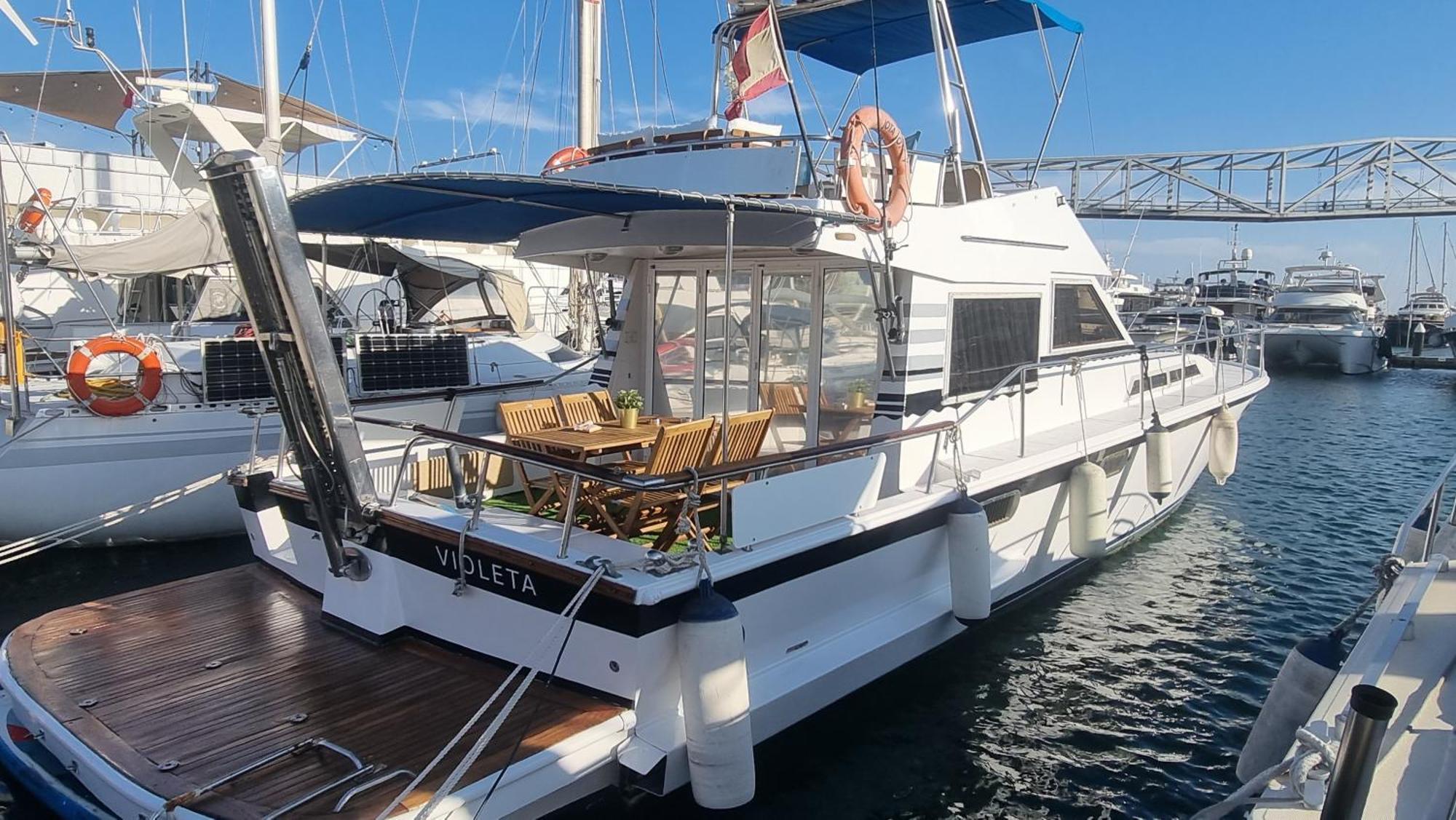 Hotel Beautiful And Comfy Boat In Barcelona With Boat Tour Option Esterno foto