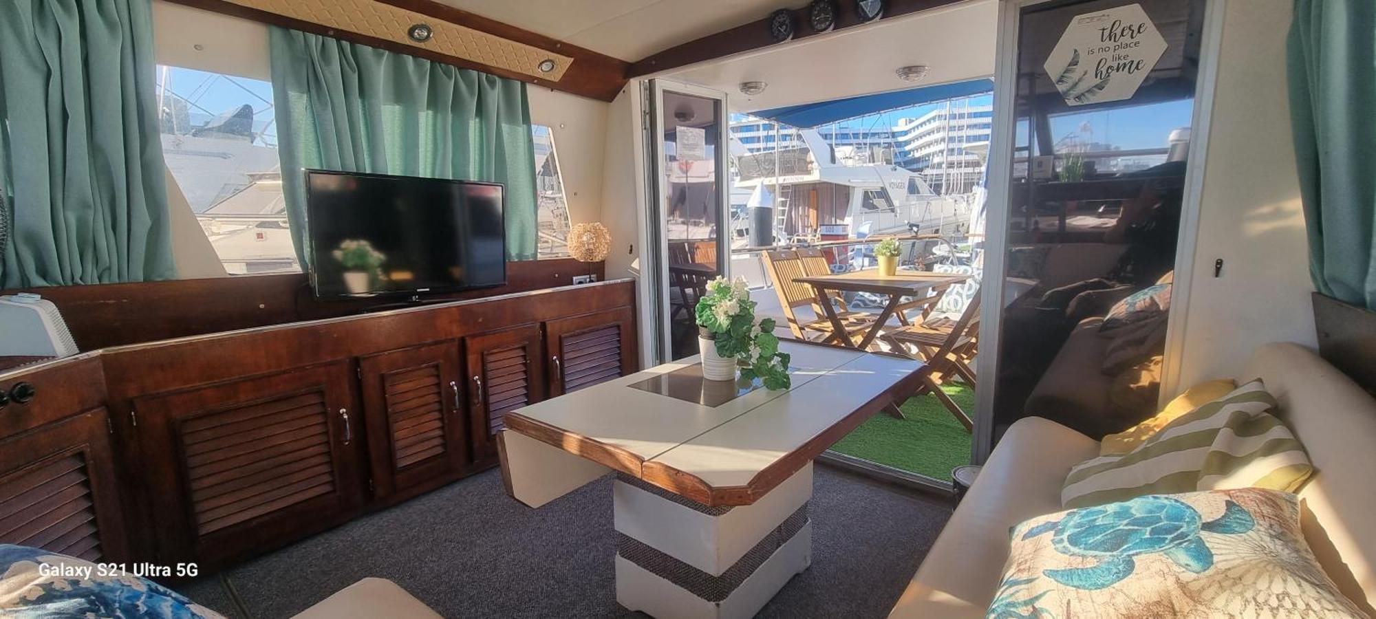 Hotel Beautiful And Comfy Boat In Barcelona With Boat Tour Option Esterno foto
