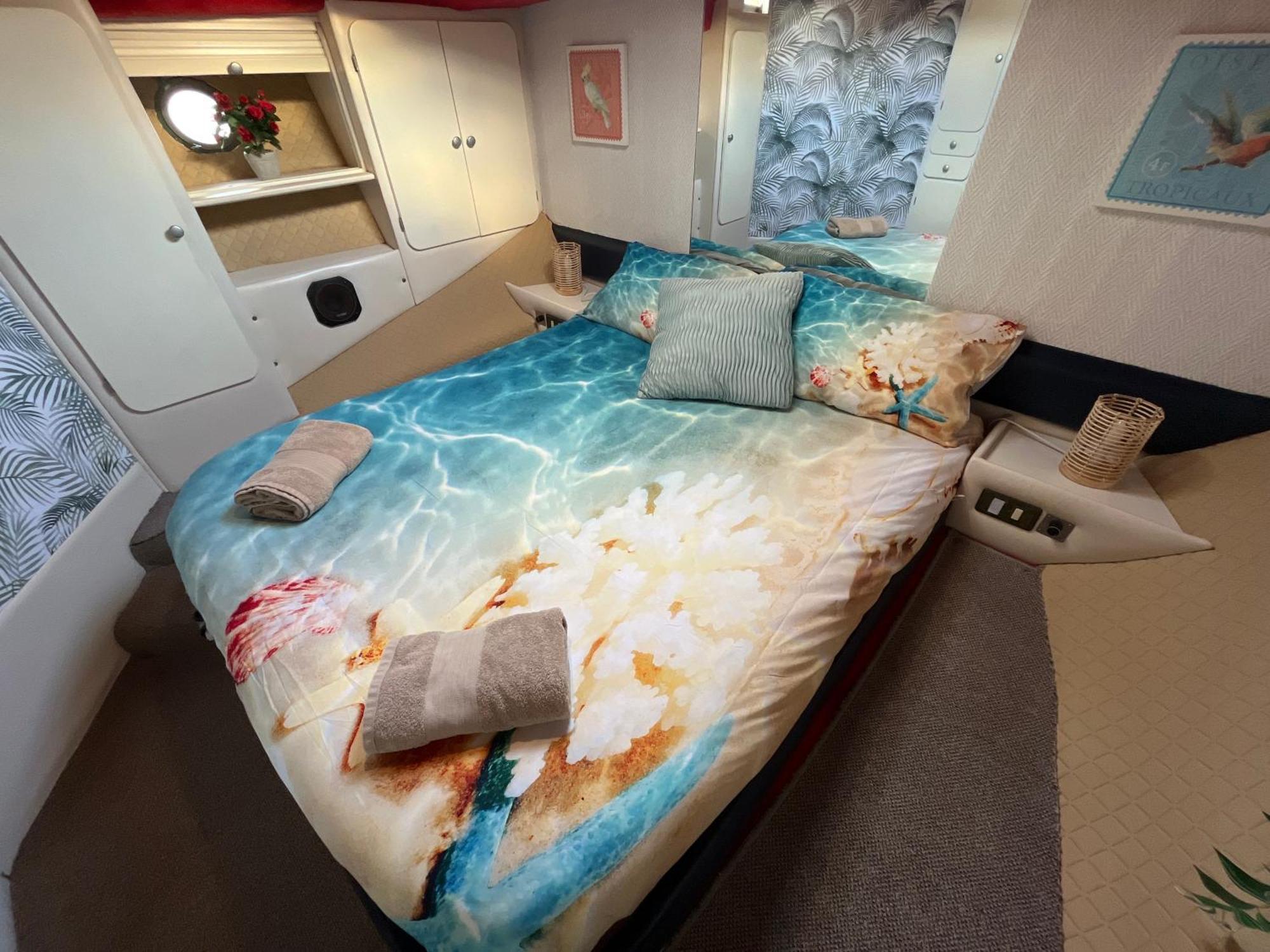 Hotel Beautiful And Comfy Boat In Barcelona With Boat Tour Option Esterno foto