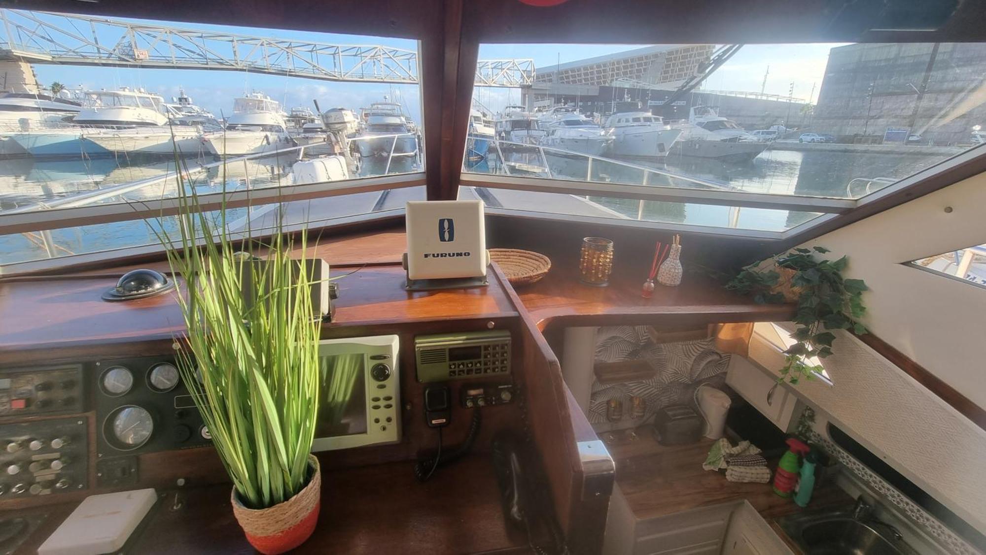 Hotel Beautiful And Comfy Boat In Barcelona With Boat Tour Option Esterno foto